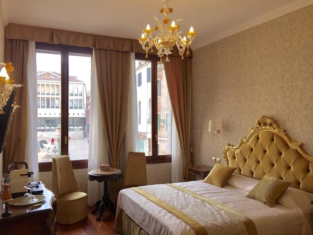 40.17 San Marco Hotel Venice Italy
