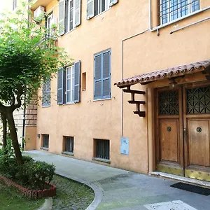 Alex Place Konukevi Roma