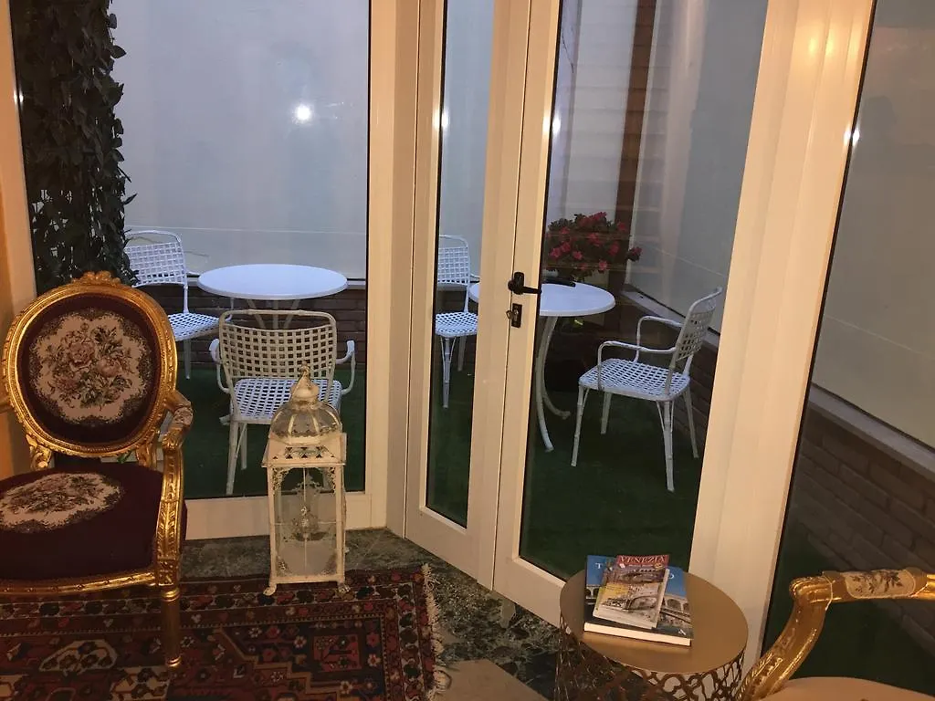 Отель 40.17 San Marco Венеция Италия