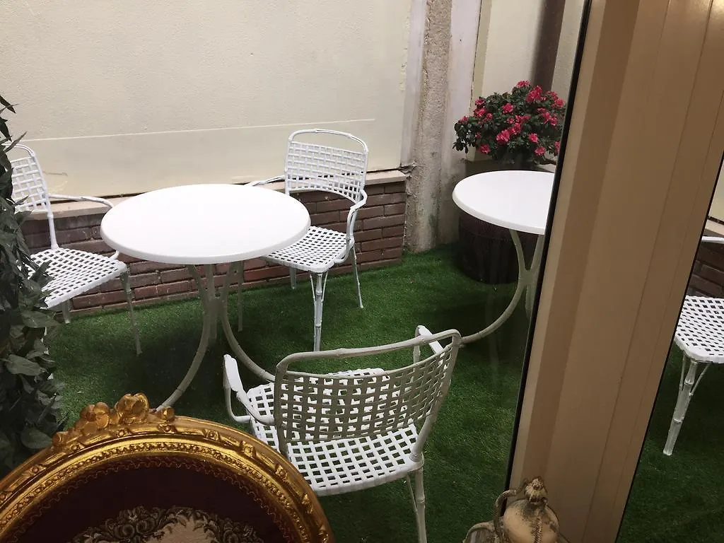 40.17 San Marco Hotel Velence 2*,